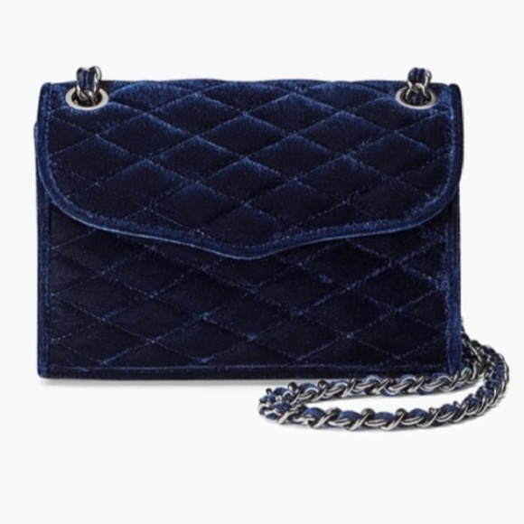 Rebecca Minkoff Handbags - Rebecca minkoff quilted velvet bag.
